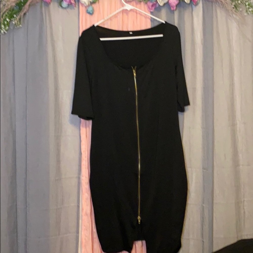 Black mid sleeve dress